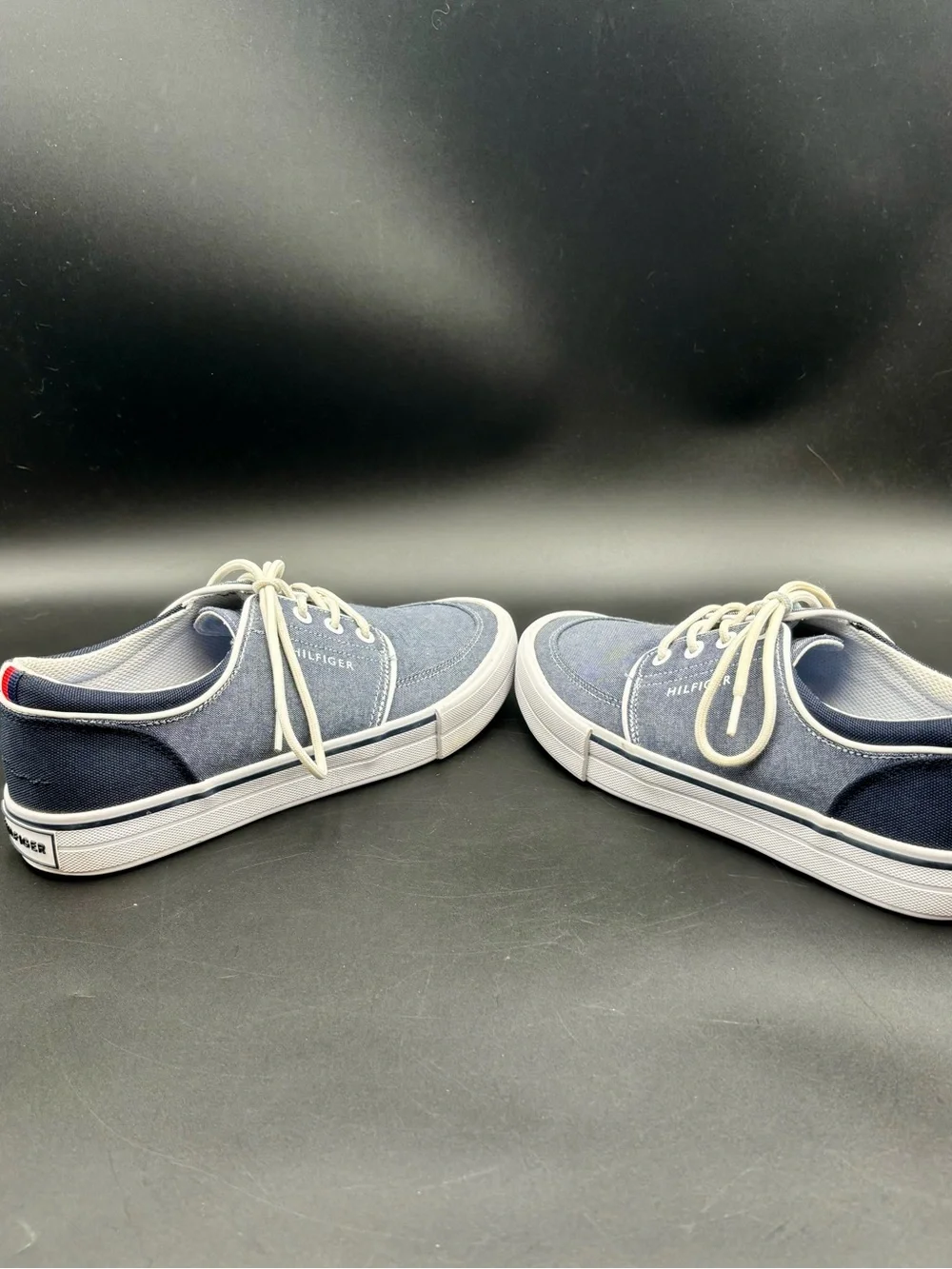 Tommy Hilfiger Men's Redd7 Chambray Denim Sneakers - Size 7.5